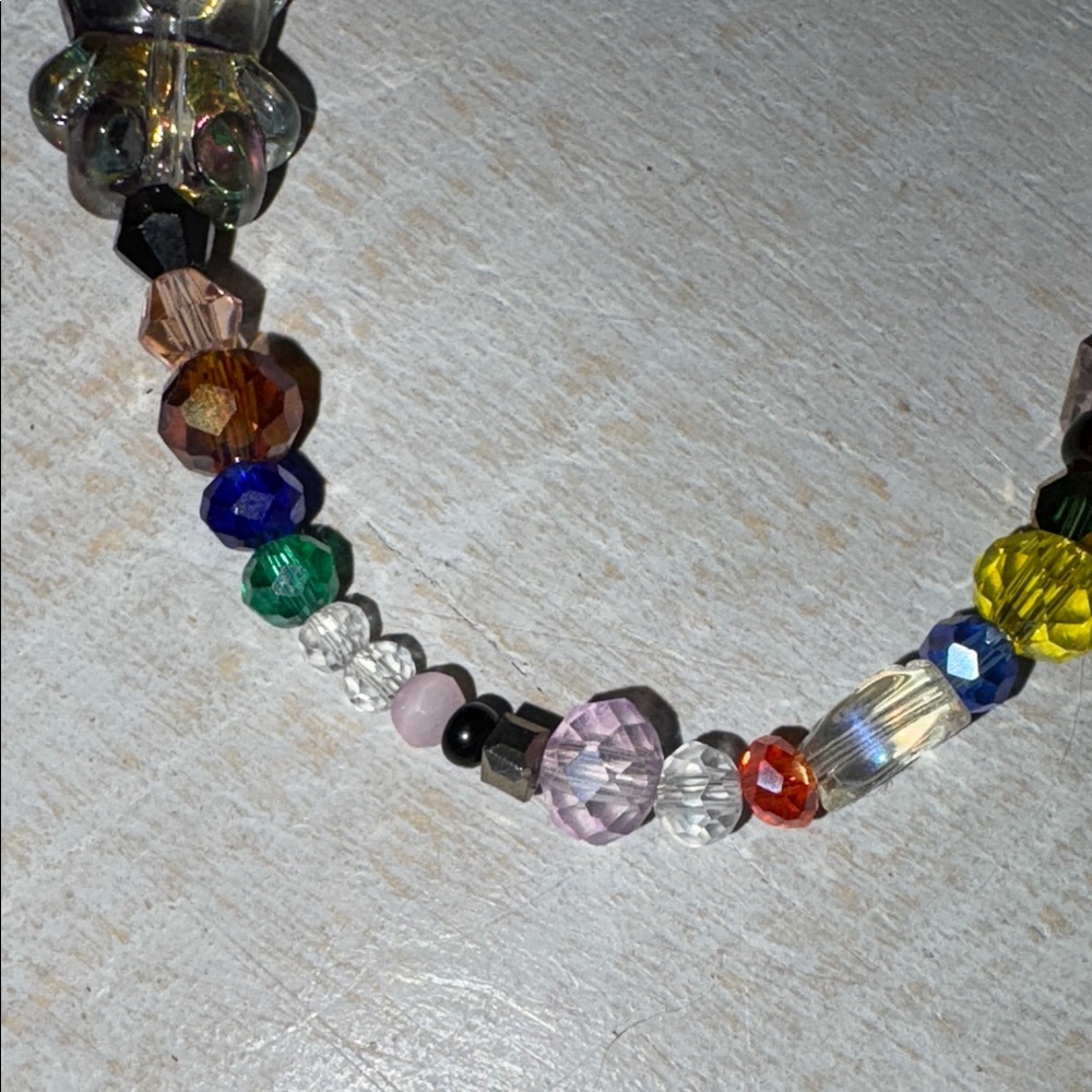 Colorful Beaded Bracelet - Picture 4 of 7